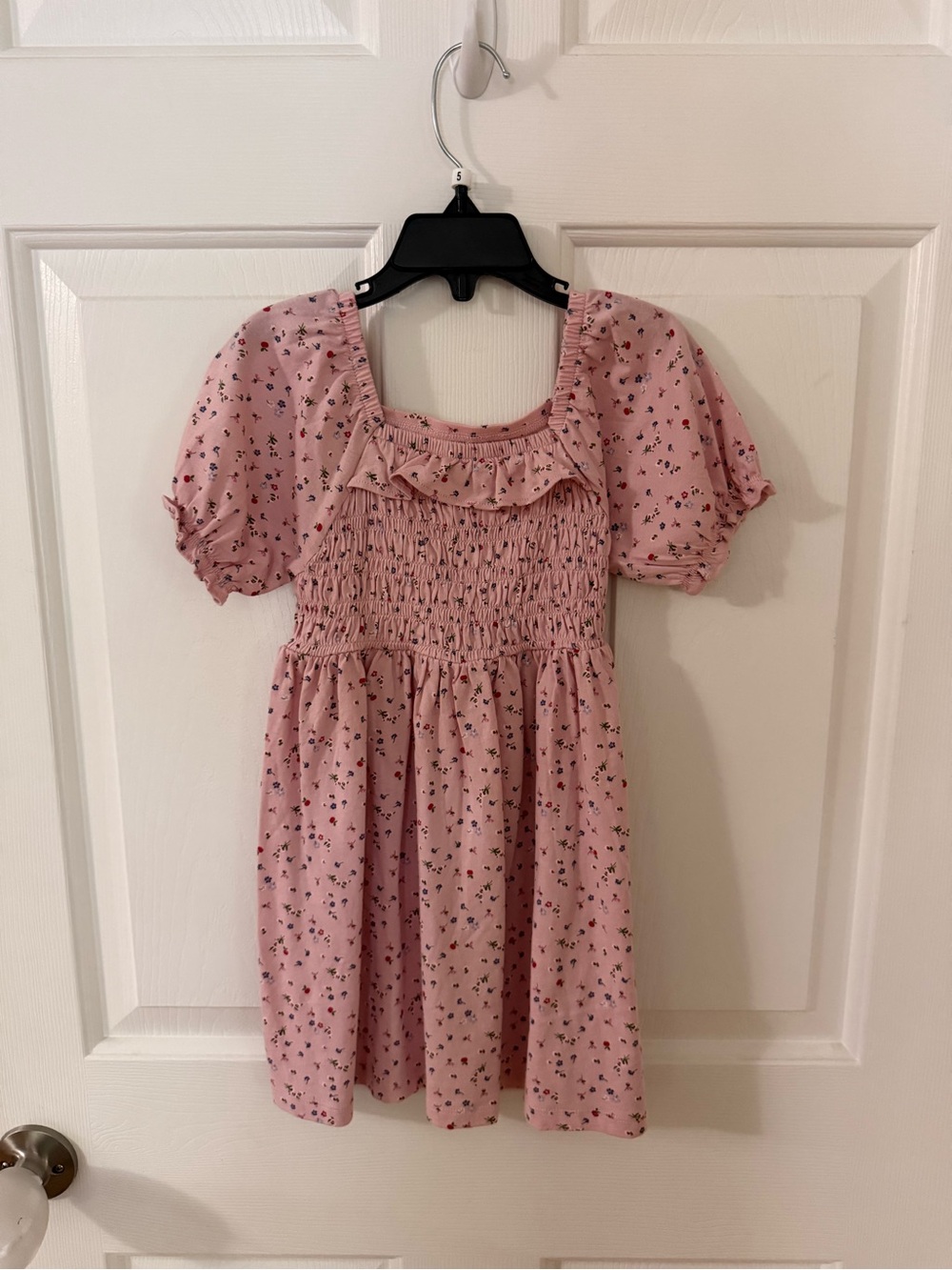 GAP Pink Smocked Floral Puff-Sleeve Dress